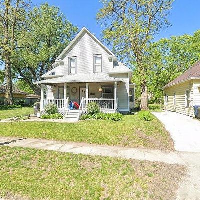 1268 Stewart St, Des Moines, IA 50316