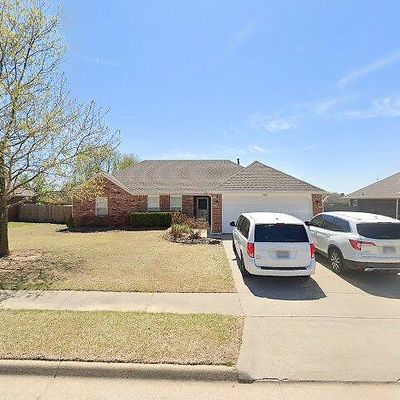 1305 Spruce St, Pea Ridge, AR 72751