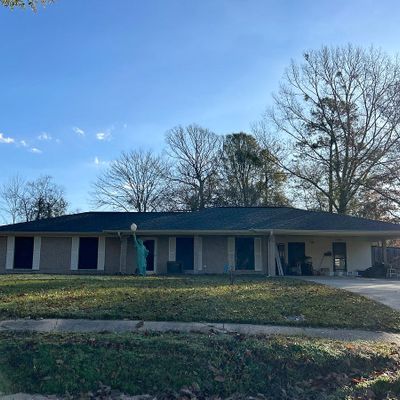 1308 Terry Ln, Oakdale, LA 71463