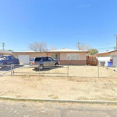 15254 Las Piedras Dr, Victorville, CA 92395