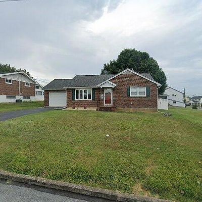 156 N 8 Th St, Coplay, PA 18037