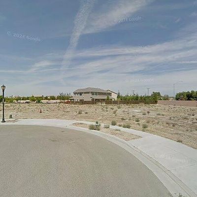 15826 W Ashli Ave, Kerman, CA 93630