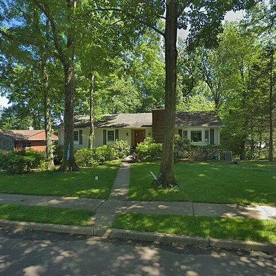 1608 Miriam Dr, North Brunswick, NJ 08902