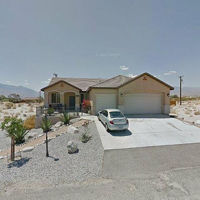 16567 Maunaloa Rd, Desert Hot Springs, CA 92240