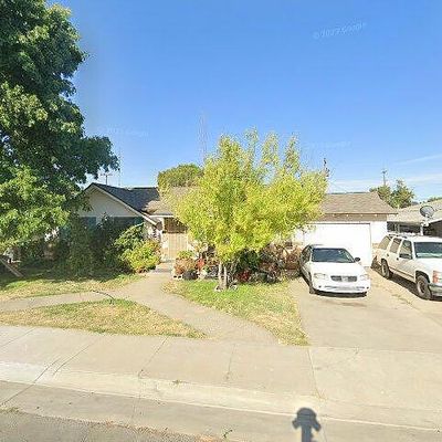 166 N Santa Rosa St, Los Banos, CA 93635