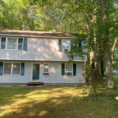 15 Palmetto Ave, Tyngsboro, MA 01879