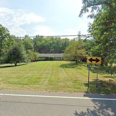 181 Edgebrook Rd, Robbinsville, NJ 08691