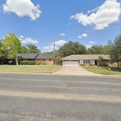 1836 College Hills Blvd, San Angelo, TX 76904