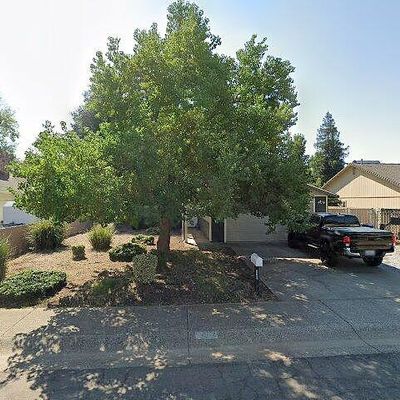 1893 Cirrus St, Redding, CA 96002