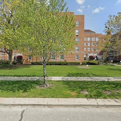 19201 Van Aken Blvd #301, Shaker Heights, OH 44122