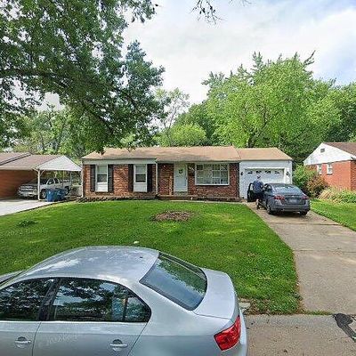 1940 Gerard Park Ln, Hazelwood, MO 63042