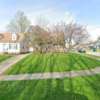 19777 Maple Heights Blvd, Maple Heights, OH 44137