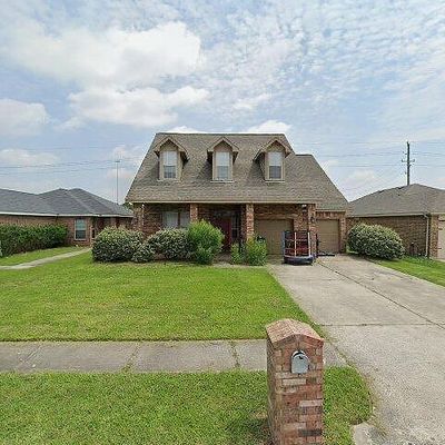 175 Horn Ct, Baytown, TX 77523