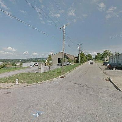 212 Idaho St, Farrell, PA 16121