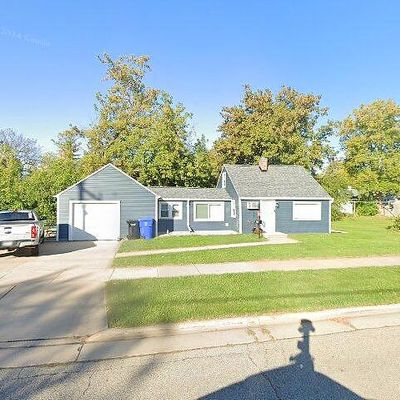 2121 S Jackson St, Appleton, WI 54915