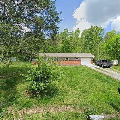 218 Lee Vlg, Harriman, TN 37748