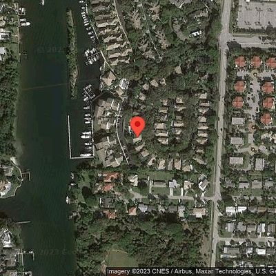 22 Grand Bay Cir, Juno Beach, FL 33408