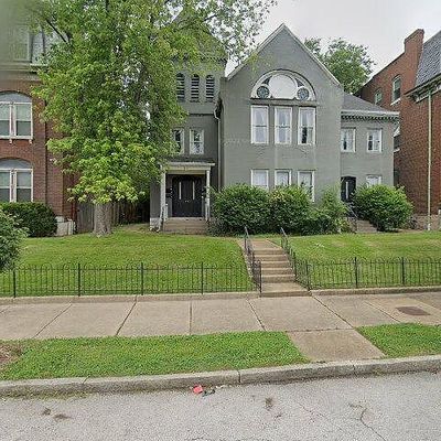 2205 Sidney St, Saint Louis, MO 63104