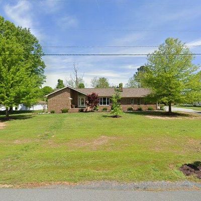 2233 Woodhurst Ln, Albemarle, NC 28001