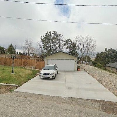 22401 Willow Pl, Tehachapi, CA 93561