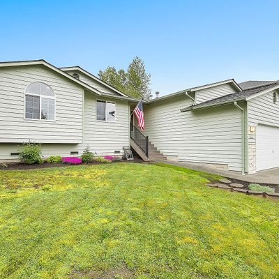 201 Tompkins Pl, Granite Falls, WA 98252