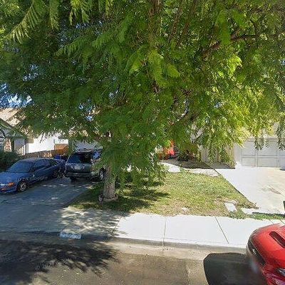 2017 Cherrytree Dr, Perris, CA 92571