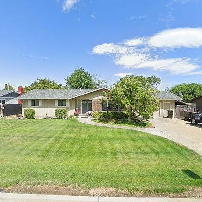 203 S 68 Th Ave, Yakima, WA 98908