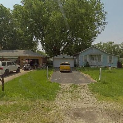 203 S Fuller St, Kenney, IL 61749