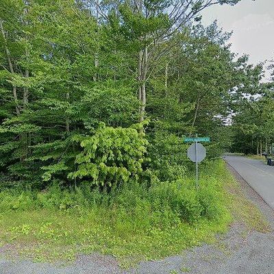 2081 Minqua Trl, Tobyhanna, PA 18466