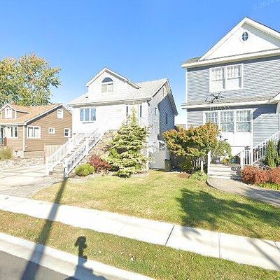 2455 Horace Ct, Bellmore, NY 11710