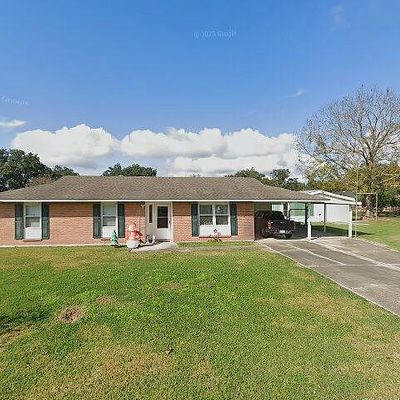 2494 Saint Simon Pl, Donaldsonville, LA 70346