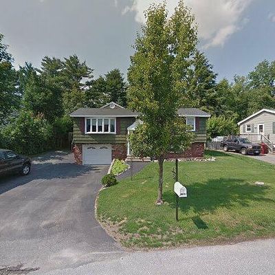 25 New Caster Dr, Lowell, MA 01854