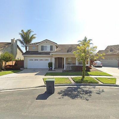 2630 Calderon Dr, Santa Maria, CA 93455