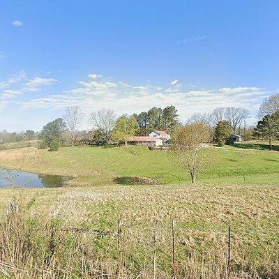 23 Pebble Hill Rd, Leoma, TN 38468