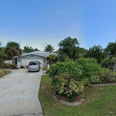 2366 Sea Ave, Indialantic, FL 32903