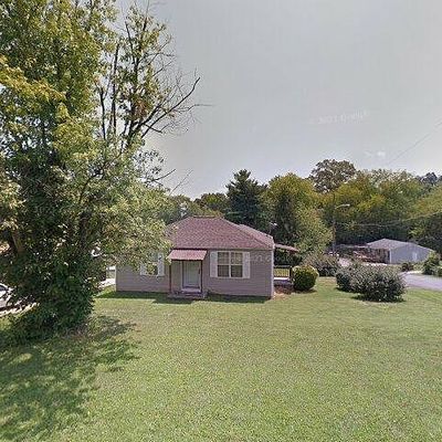 2434 Larkwood Ln, Knoxville, TN 37921