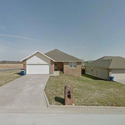 297 W Canyon Ct, Nixa, MO 65714