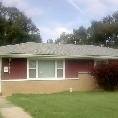 3001 Jefferson Ave, East Saint Louis, IL 62205