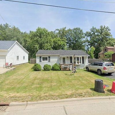 3008 22 Nd St, Menominee, MI 49858