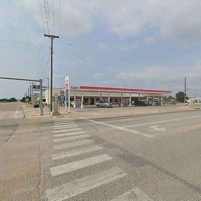 3045 N Highway 16, Freer, TX 78357