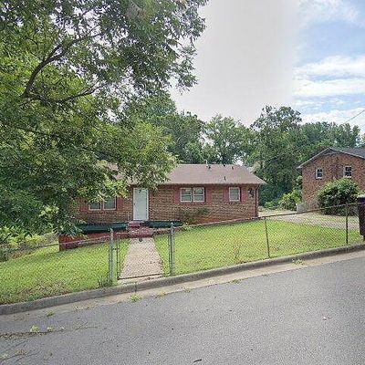 305 N Franklin St, Reidsville, NC 27320