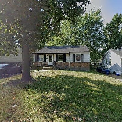 306 Midlothian Rd, Saint Louis, MO 63137