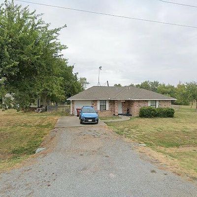 306 W Hunt St, Leonard, TX 75452