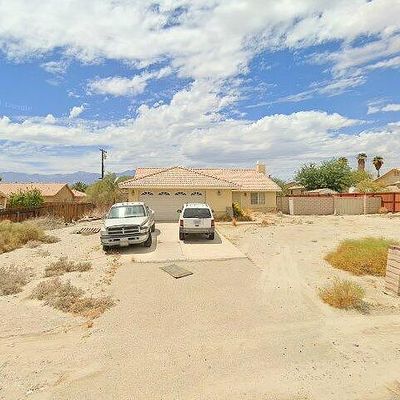 31145 Desert Moon Dr, Thousand Palms, CA 92276