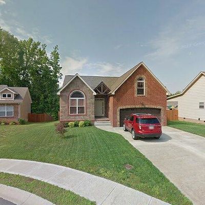 318 David Dr, Clarksville, TN 37040