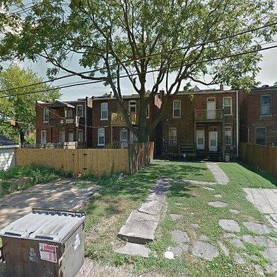 2835 Accomac St, Saint Louis, MO 63104