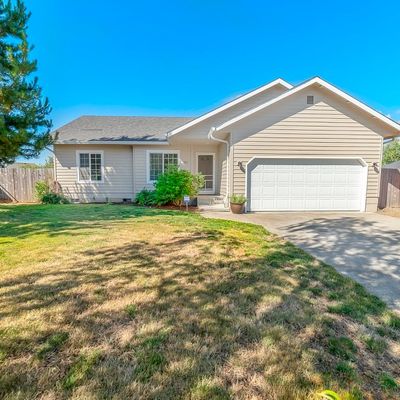 285 Meadow Ln, Creswell, OR 97426