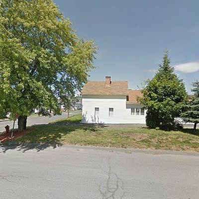 288 French St, Madawaska, ME 04756