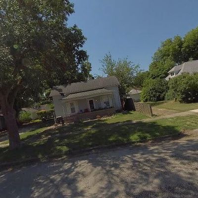 345 Louisa St, Illiopolis, IL 62539