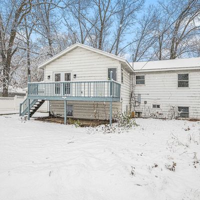 35665 Riverview Dr, Paw Paw, MI 49079